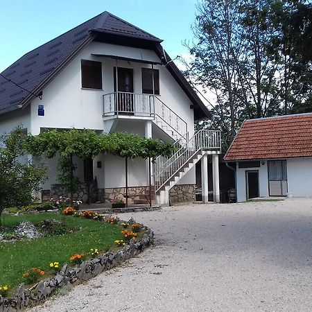 House Luketić Hotell Rastovača Eksteriør bilde