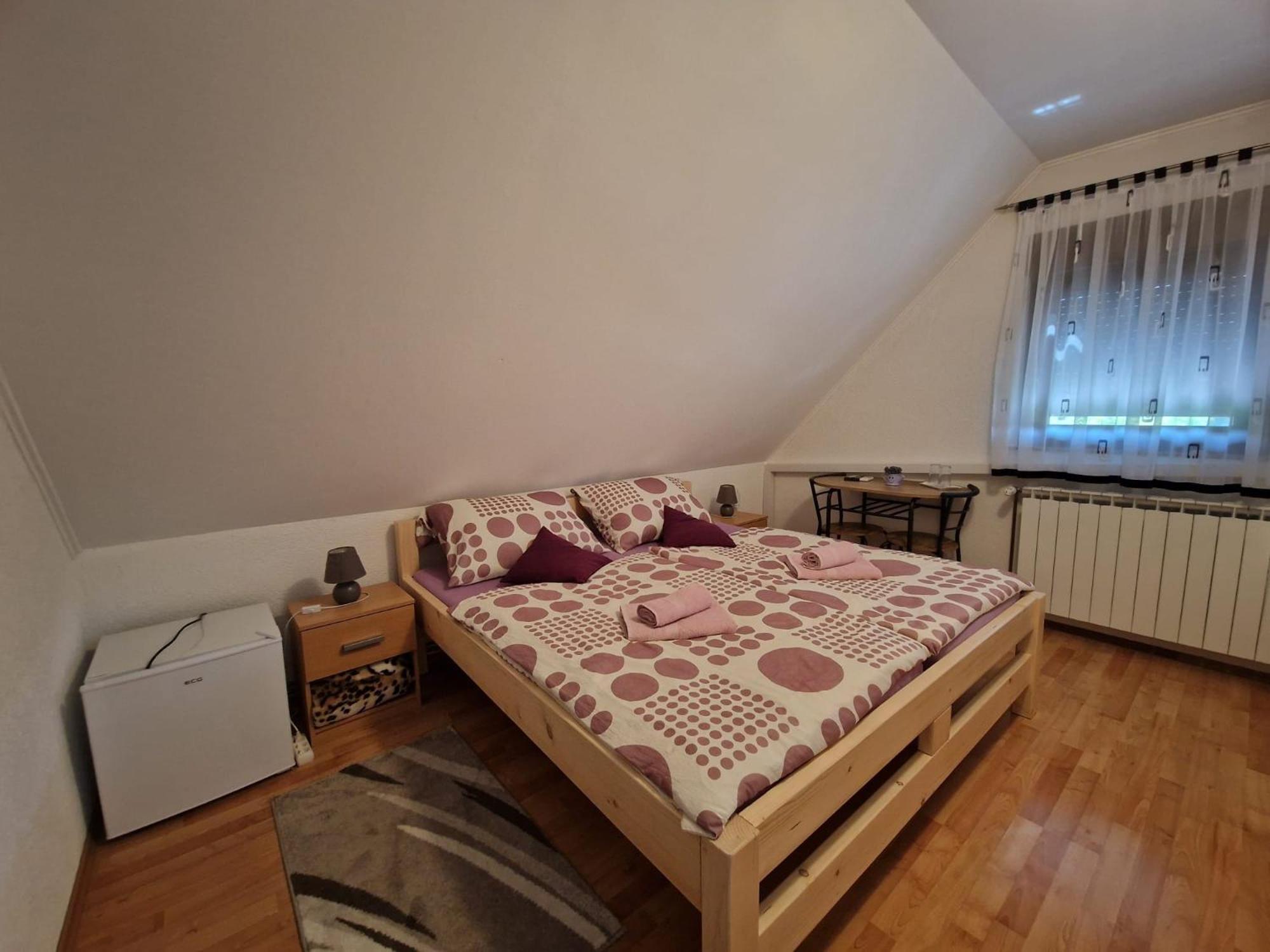 House Luketić Hotell Rastovača Eksteriør bilde