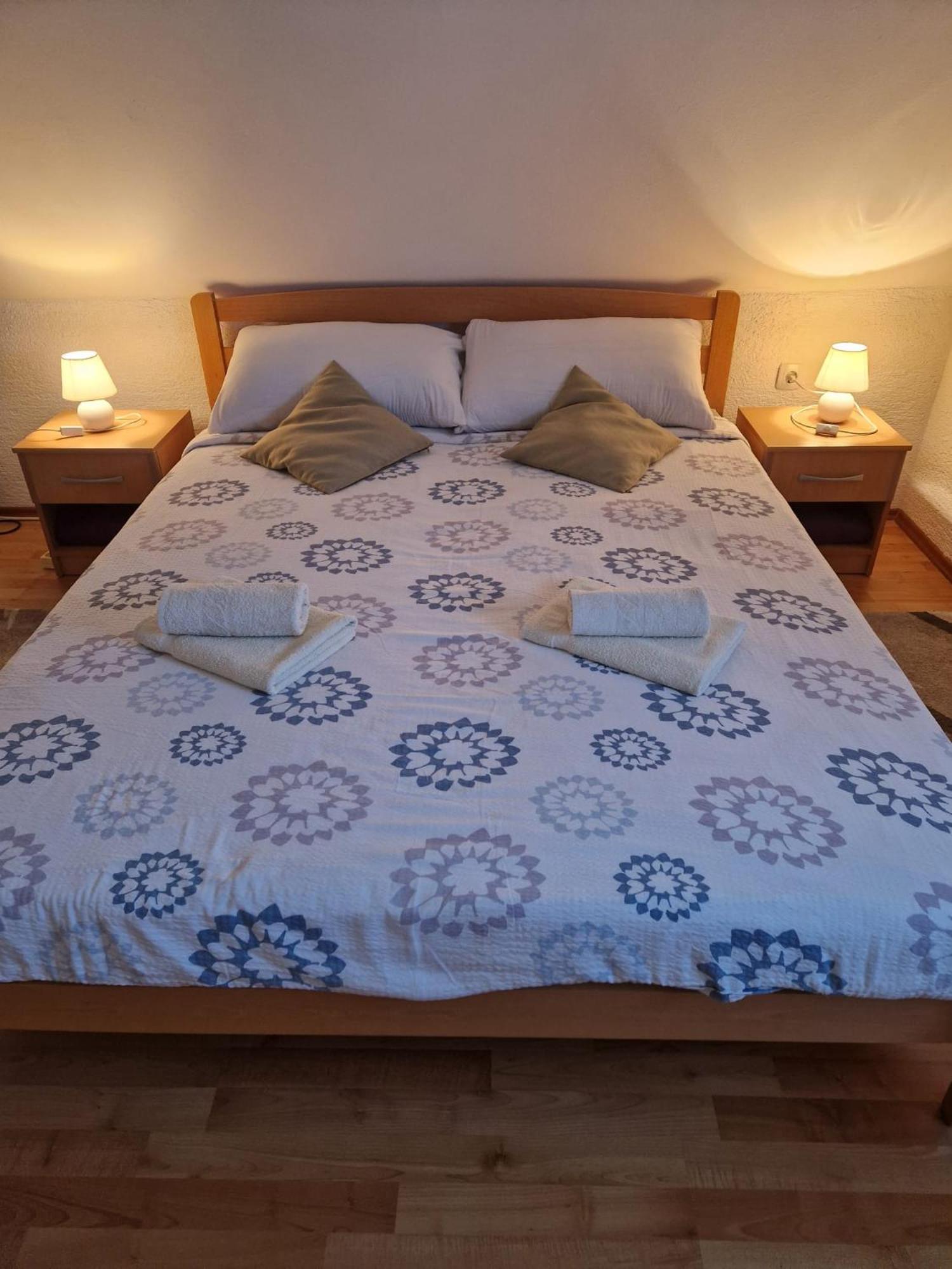 House Luketić Hotell Rastovača Eksteriør bilde
