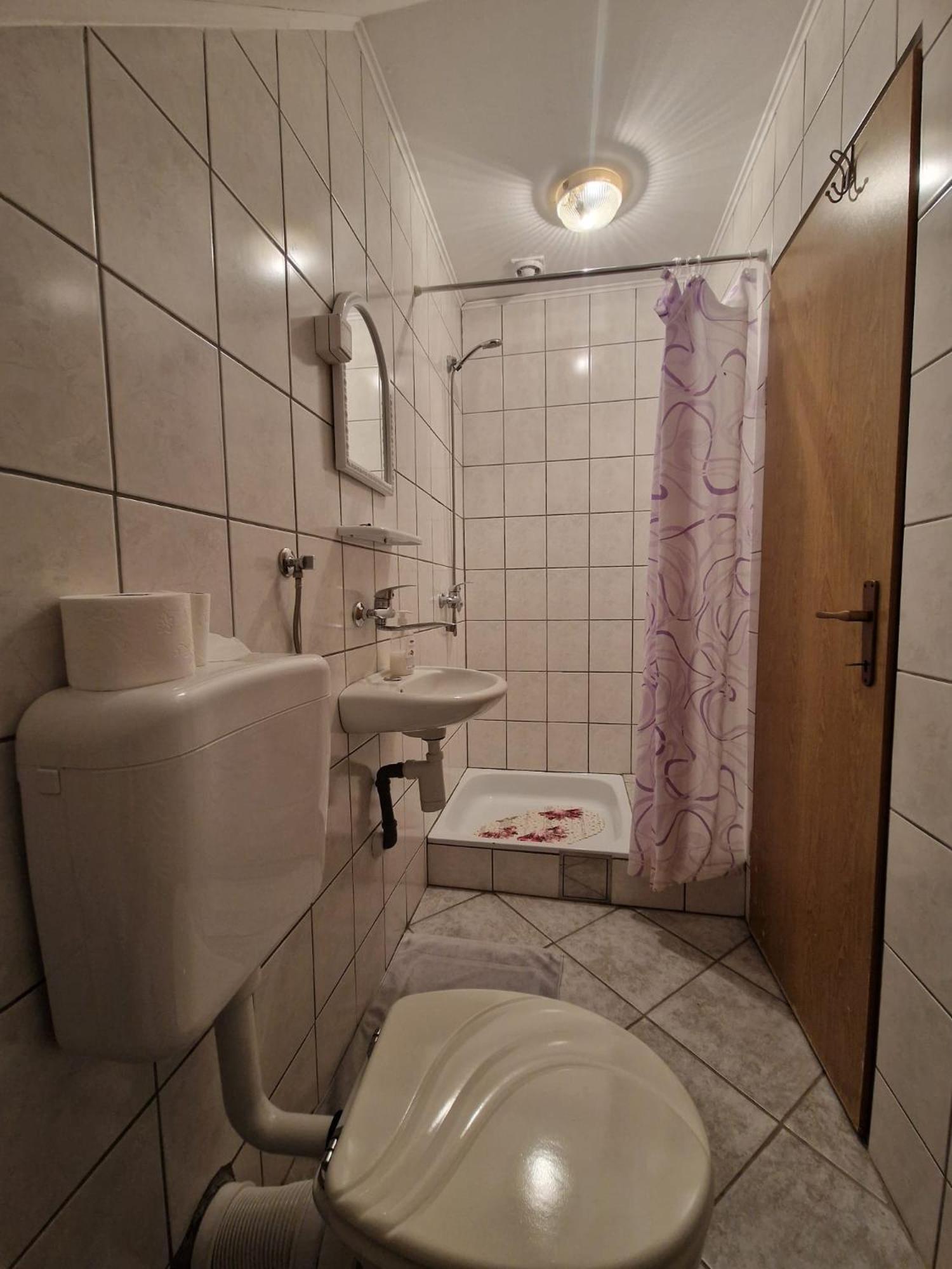 House Luketić Hotell Rastovača Eksteriør bilde