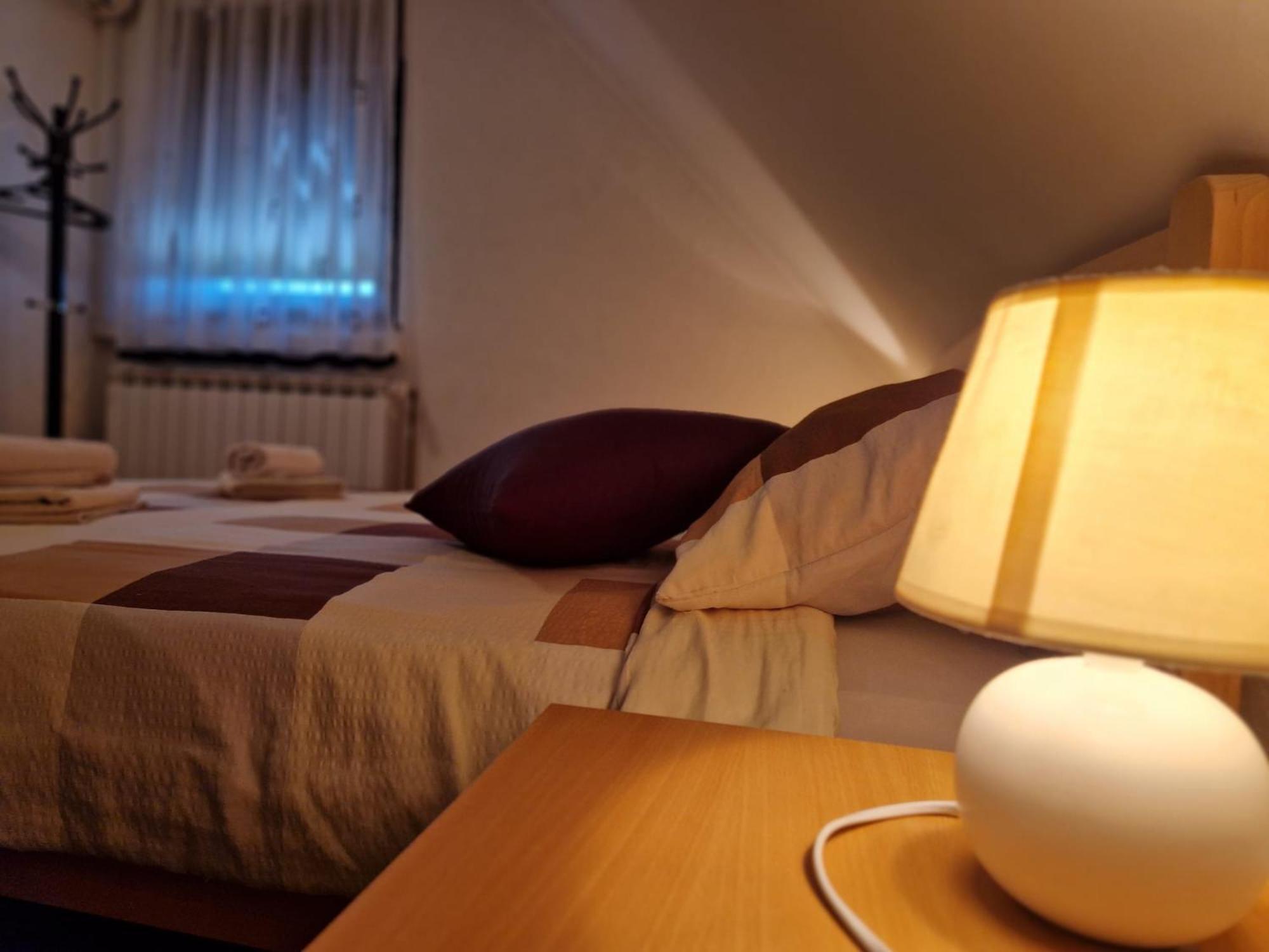 House Luketić Hotell Rastovača Eksteriør bilde
